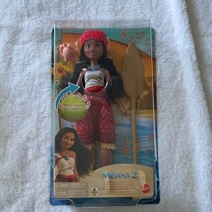 Disney Moana Singing Doll with Paddle - Red and Brown